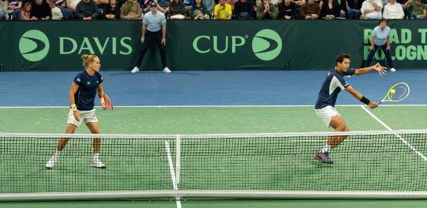 Italy Vs. France: Dupont's Stellar Performance Secures French Victory Italy Vs. France: Dupont's Stellar Performance Secures French Victory