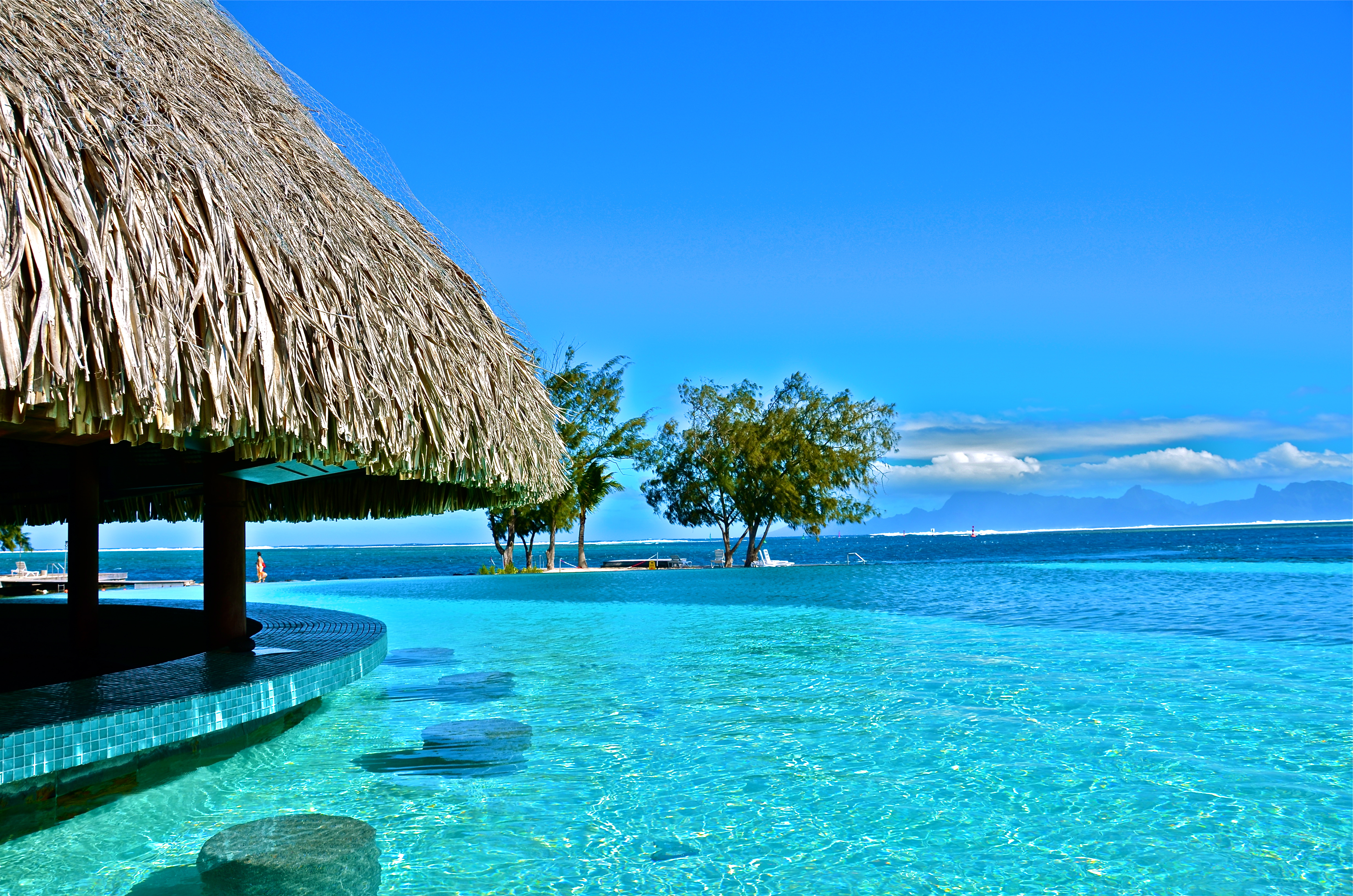 Italy's Little Tahiti: A Beach Paradise Italy's Little Tahiti: A Beach Paradise