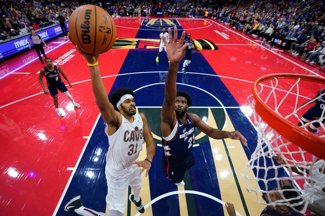 Jarrett Allen's Powerful Dunk Leads Cavs To Victory Against Knicks
