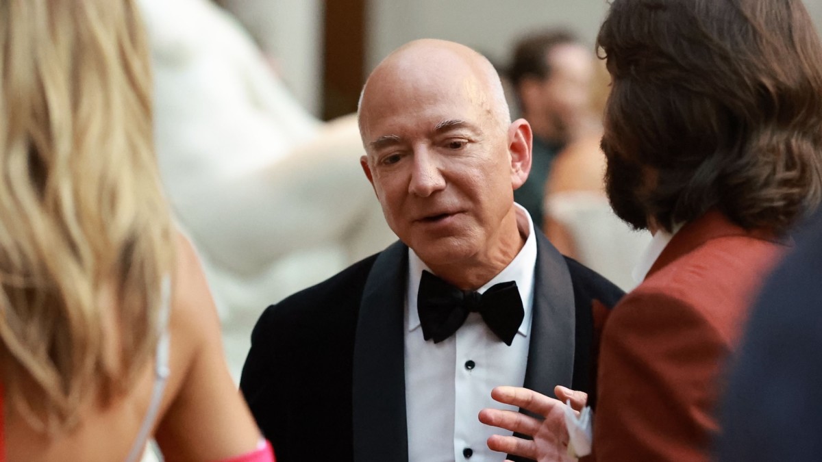 Jeff Bezos' James Bond Poll: A Clear Winner Emerges Jeff Bezos' James Bond Poll: A Clear Winner Emerges