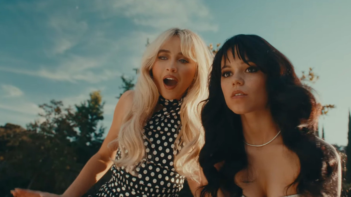 Jenna Ortega And Sabrina Carpenter: SNL 50's Unexpected Highlight Jenna Ortega And Sabrina Carpenter: SNL 50's Unexpected Highlight