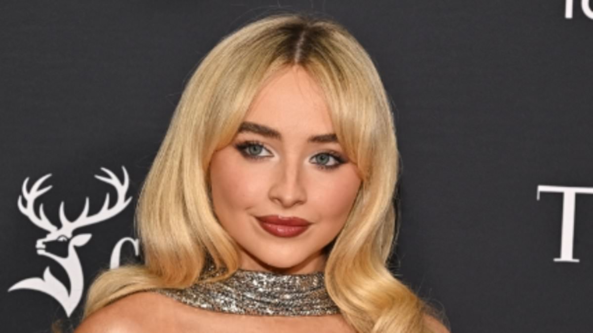Jenna Ortega's SNL 50 Appearance: Fans React To Sabrina Carpenter Shoutout Jenna Ortega's SNL 50 Appearance: Fans React To Sabrina Carpenter Shoutout