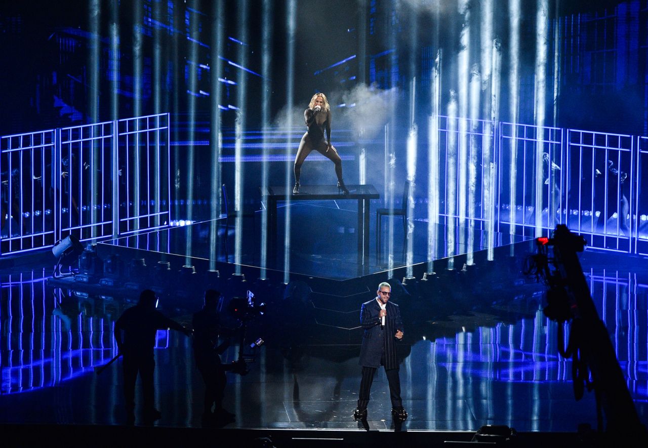 Jennifer Lopez To Host The 2025 American Music Awards On CBS Jennifer Lopez To Host The 2025 American Music Awards On CBS
