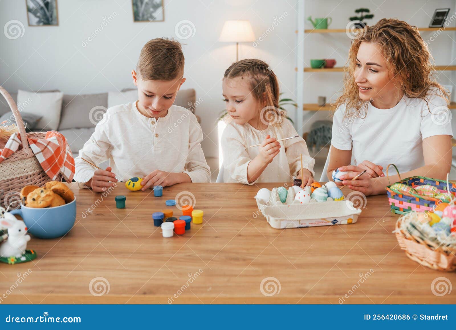 Johnson Family Shares Sweet Easter Video Featuring Their Son Johnson Family Shares Sweet Easter Video Featuring Their Son