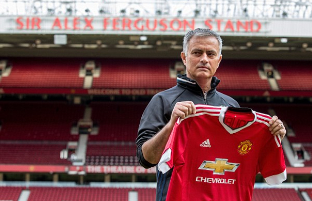Jose Mourinho'nun Oyun Planında Tadic Ve Dzeko'nun Rolü Jose Mourinho'nun Oyun Planında Tadic Ve Dzeko'nun Rolü