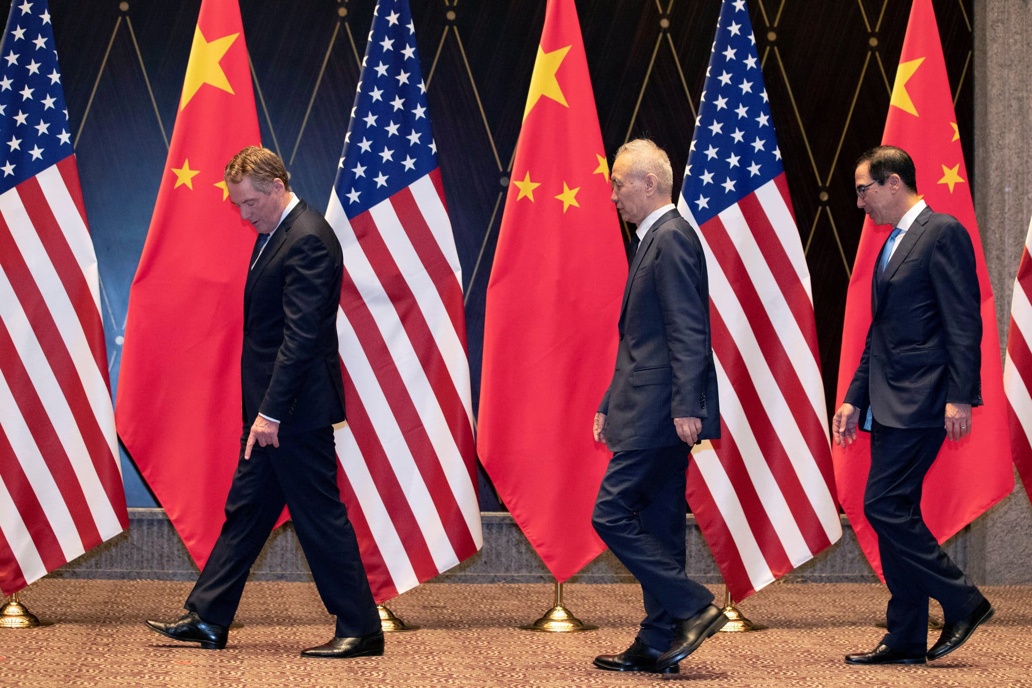 Key Advisors Help China Finalize US Trade Agreement Key Advisors Help China Finalize US Trade Agreement