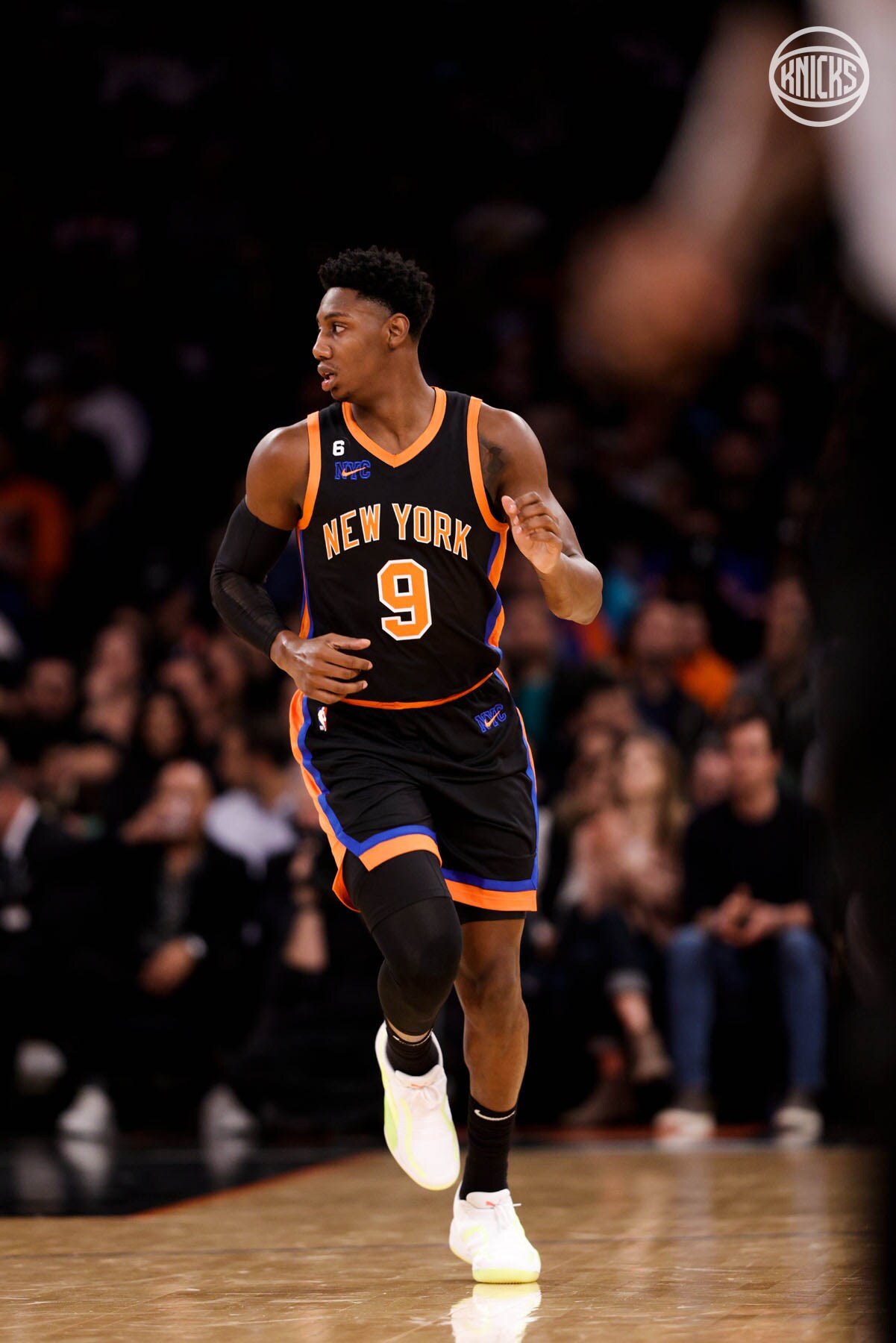 Knicks' Narrow Victory Over Pistons Marred By NBA Referees' Admission