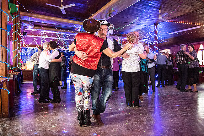 L'accompagnement Numérique : La Clé De Thés Dansants Réussis