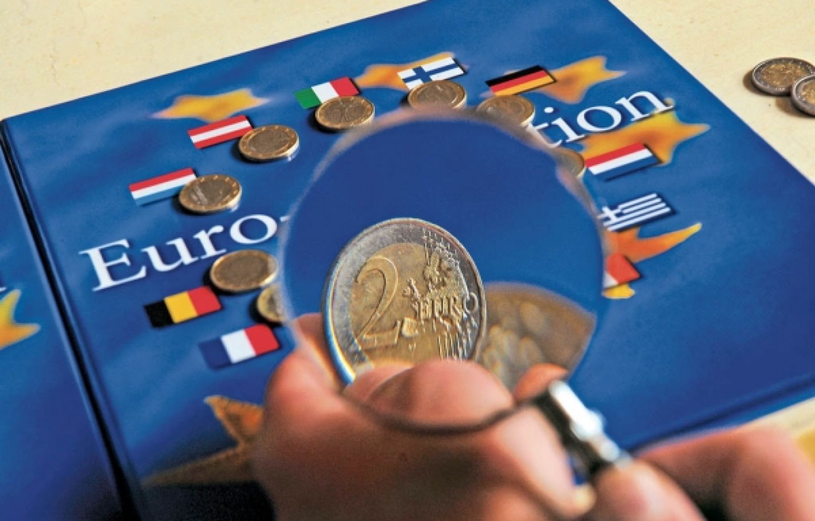 L'euro Tient Bon Malgré Les Pressions Économiques L'euro Tient Bon Malgré Les Pressions Économiques