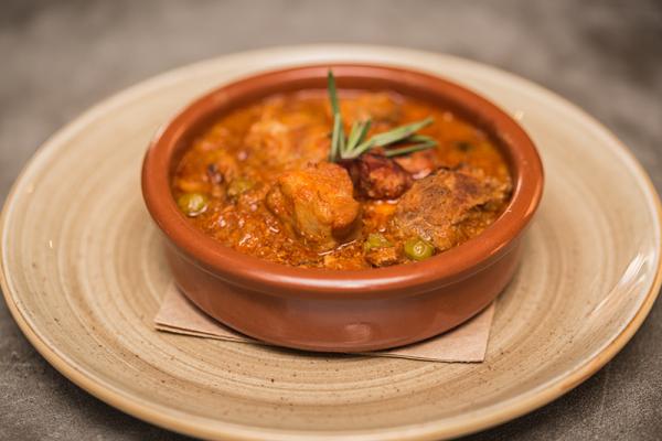 La Receta De Carcamusas: Un Plato Toledano Rico En Proteínas