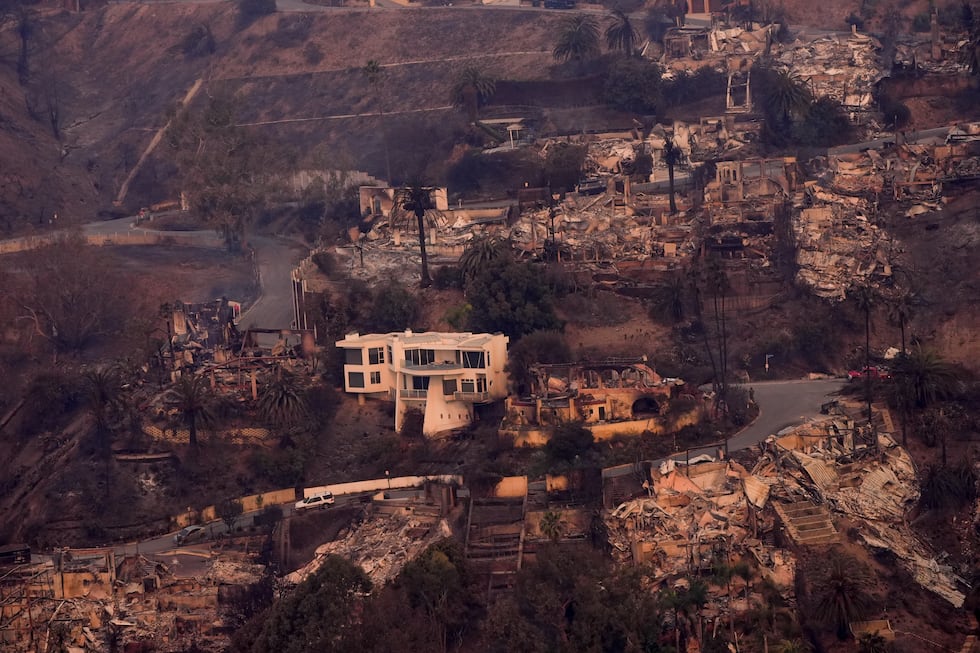 LA Rental Market Exploited After Devastating Fires LA Rental Market Exploited After Devastating Fires