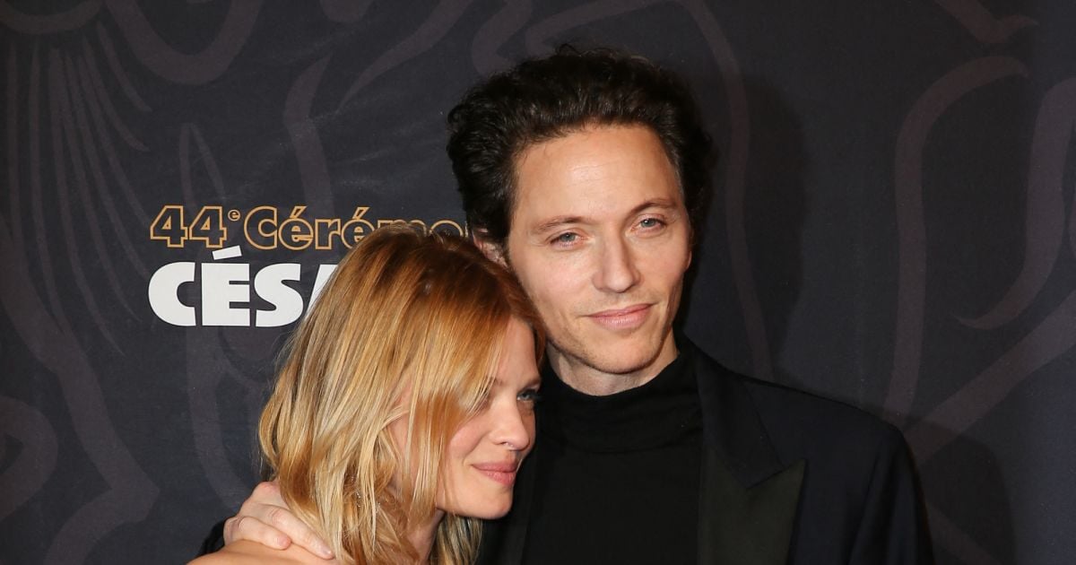 La Vie De Famille De Mélanie Thierry Et Raphaël : Défis Et Joies D'une Famille Nombreuse La Vie De Famille De Mélanie Thierry Et Raphaël : Défis Et Joies D'une Famille Nombreuse