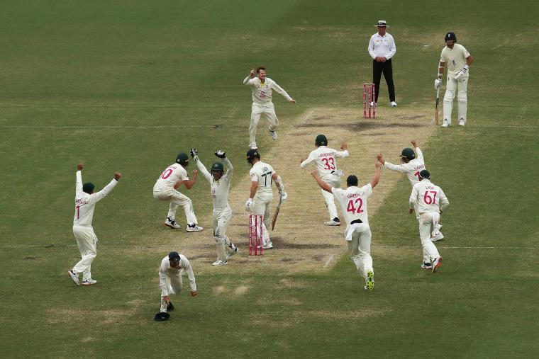 Last-Wicket Stand Saves Crawley From Gloucestershire Defeat Last-Wicket Stand Saves Crawley From Gloucestershire Defeat