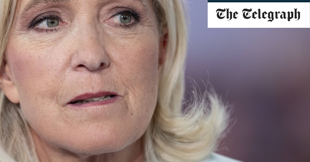 Le Pen Denounces Embezzlement Conviction As Witch Hunt At Paris Rally Le Pen Denounces Embezzlement Conviction As Witch Hunt At Paris Rally