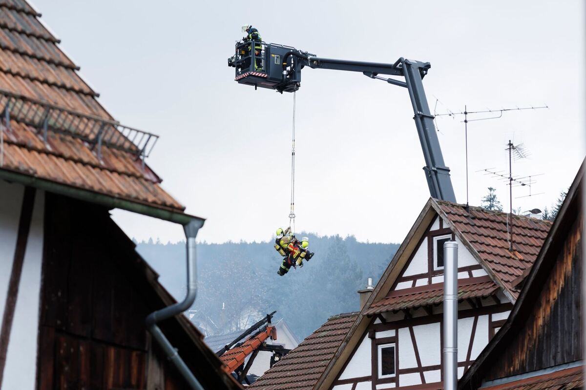 Leichenfund Nach Wohnungsbrand In Bad Gottleuba-Berggießhübel Leichenfund Nach Wohnungsbrand In Bad Gottleuba-Berggießhübel