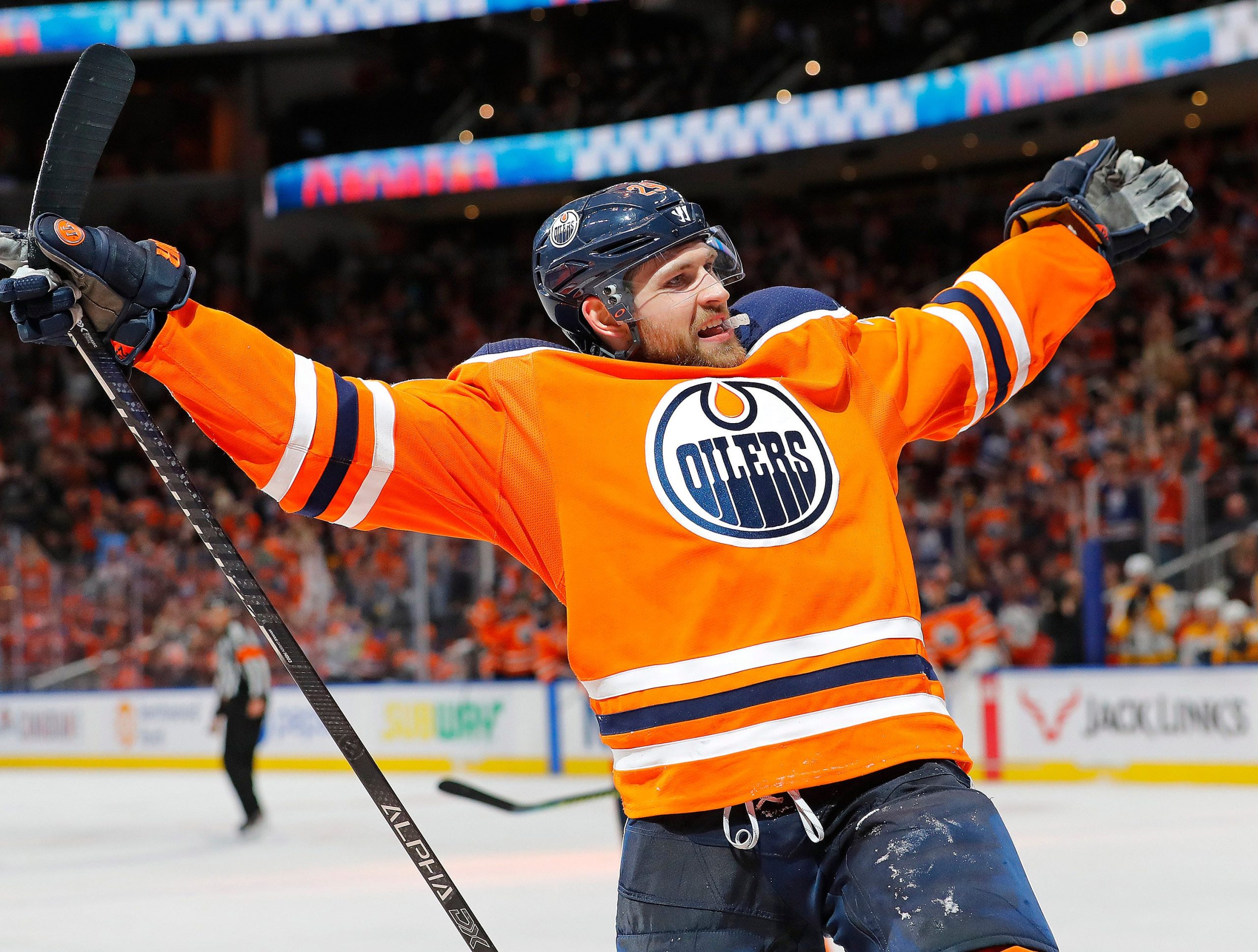 Leon Draisaitl Injury: Oilers Leading Scorer Exits Game Leon Draisaitl Injury: Oilers Leading Scorer Exits Game