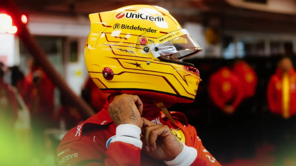 Lewis Hamilton And [Teammate's Name]: A Moment Of Respect In F1 Testing