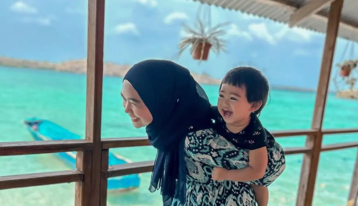 Liburan Lebaran Ria Ricis Dan Moana: 7 Momen Seru Di Bali Dan Sumba Liburan Lebaran Ria Ricis Dan Moana: 7 Momen Seru Di Bali Dan Sumba