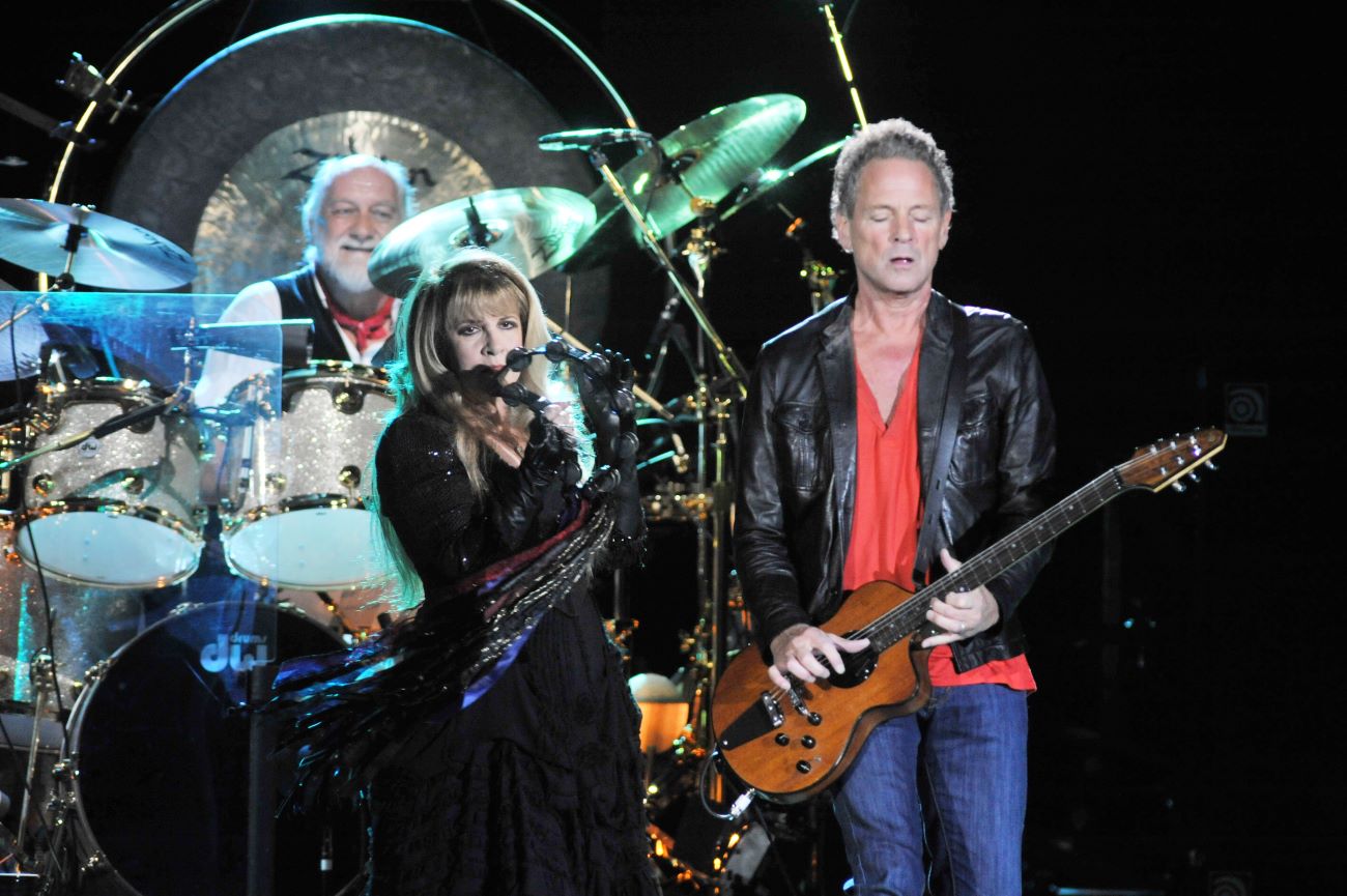 Lindsey Buckingham And Mick Fleetwood: A Studio Reunion Lindsey Buckingham And Mick Fleetwood: A Studio Reunion