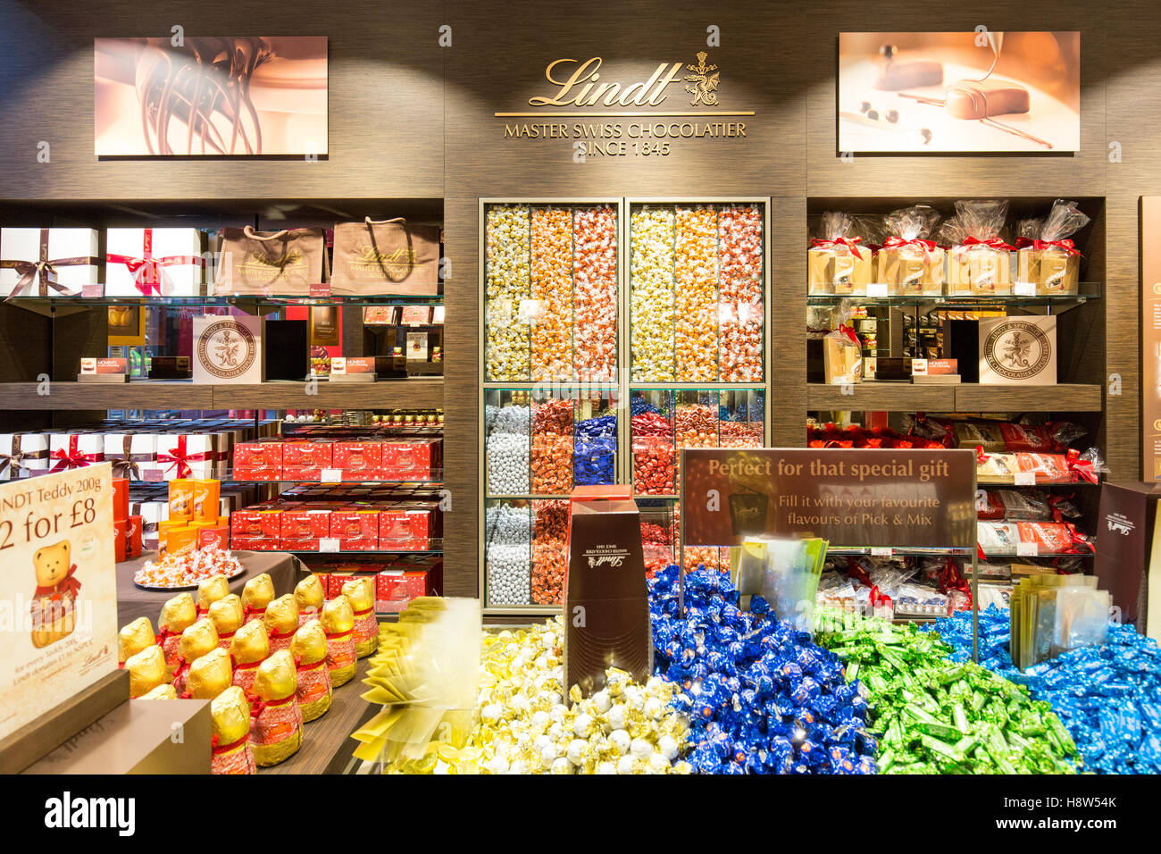 Lindt Launches Flagship Chocolate Store In Central London Lindt Launches Flagship Chocolate Store In Central London