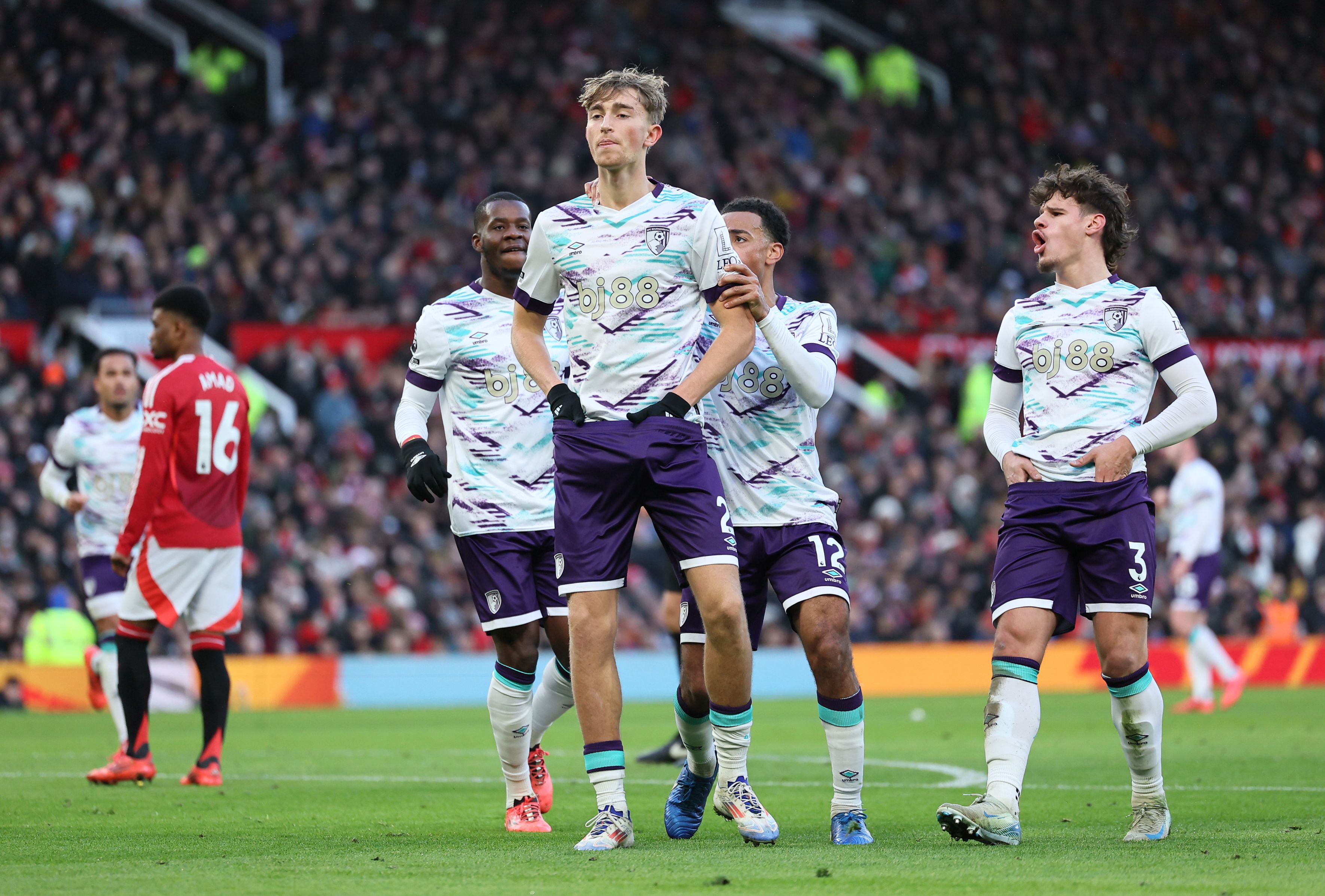 Liverpool Transfers: Reds Tracking Bournemouth's Dean Huijsen Liverpool Transfers: Reds Tracking Bournemouth's Dean Huijsen