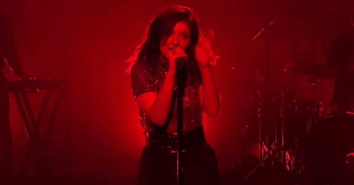 Lorde's Pop-Up Performance At Fan-Organized Club Night Lorde's Pop-Up Performance At Fan-Organized Club Night