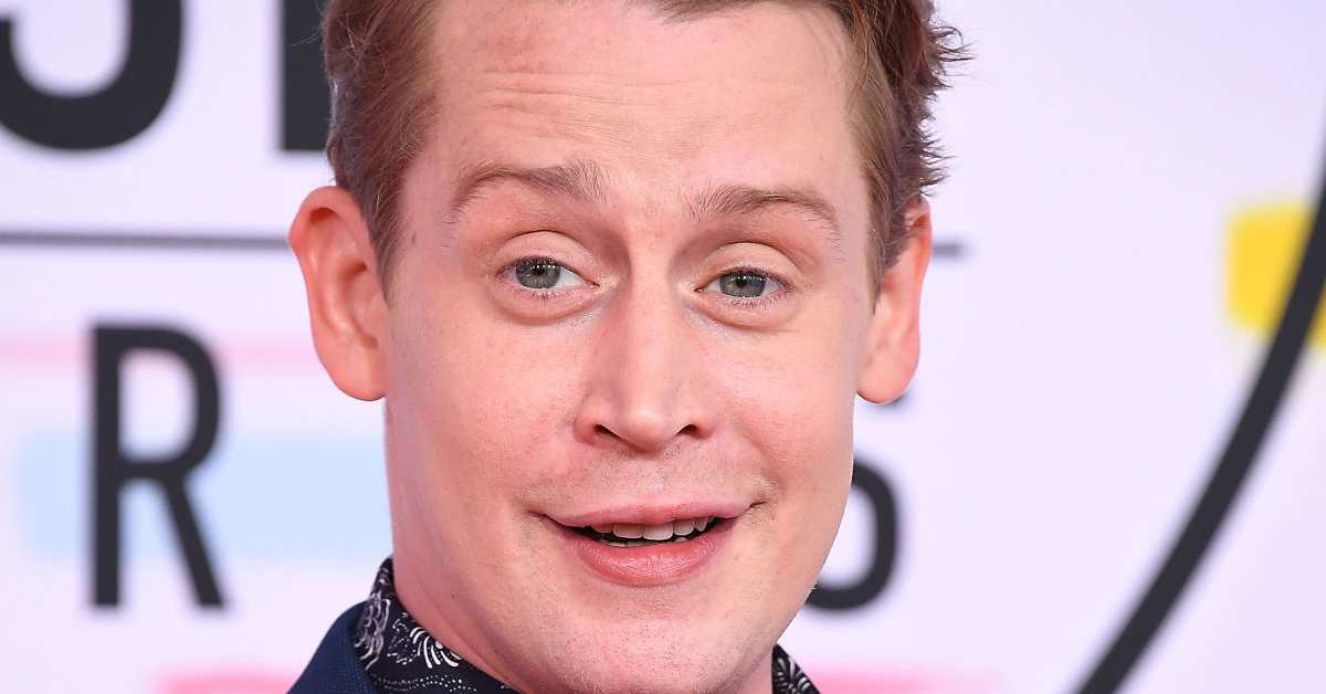 Macaulay Culkin's WWE Raw Appearance With Brother Rory Sparks Fan Frenzy Macaulay Culkin's WWE Raw Appearance With Brother Rory Sparks Fan Frenzy