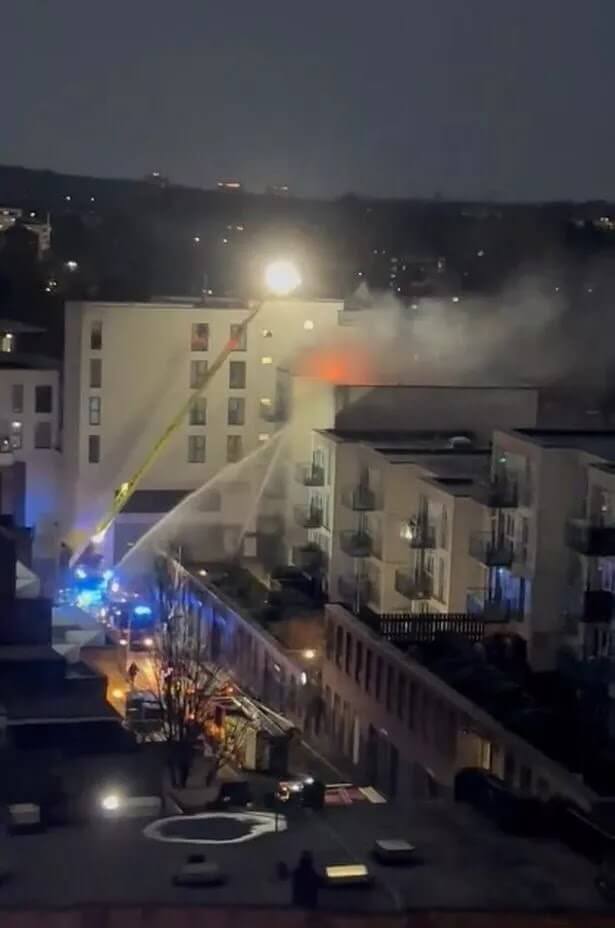 Major Fire In East London: 125 Firefighters Fight Shop Blaze Major Fire In East London: 125 Firefighters Fight Shop Blaze
