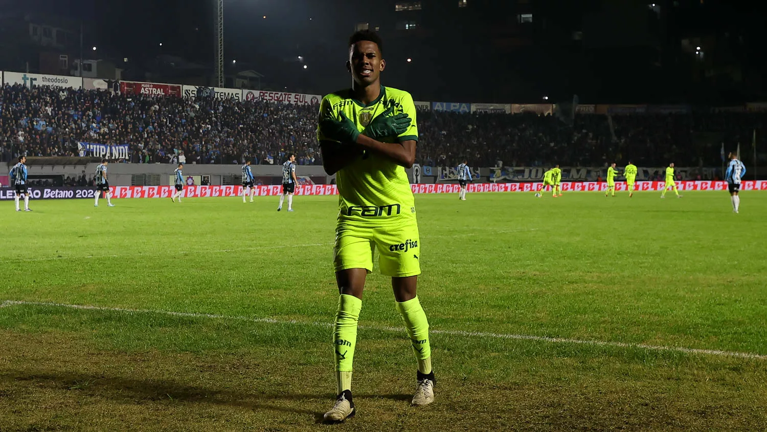 Mal-Estar De Estêvão Em Jogo Do Palmeiras: Altitude E Saída Precipitada