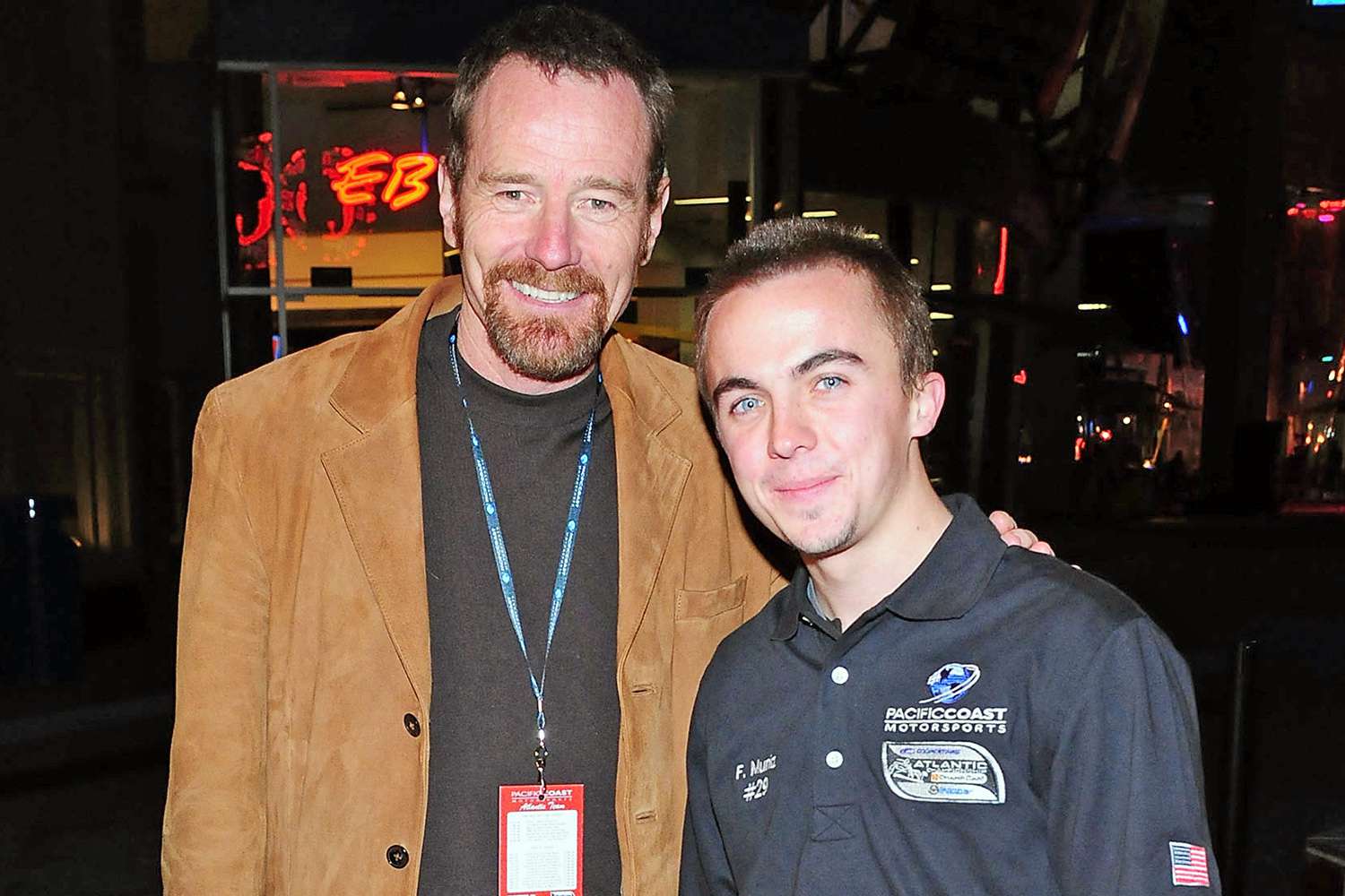 Malcolm In The Middle Cast Reunion: Frankie Muniz, Bryan Cranston, And Jane Kaczmarek Back Together Malcolm In The Middle Cast Reunion: Frankie Muniz, Bryan Cranston, And Jane Kaczmarek Back Together