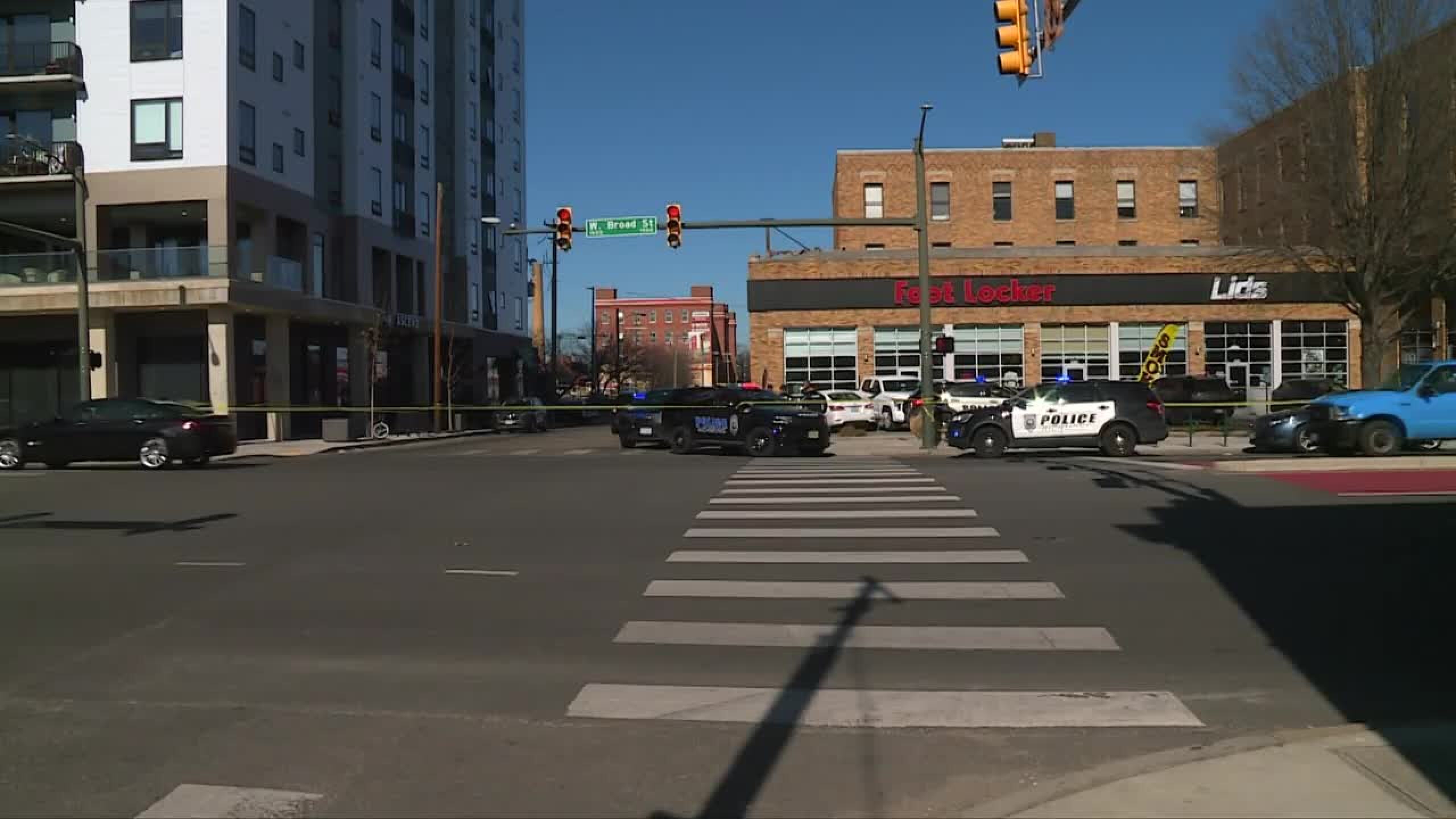 Man Dead Following Foot Locker Argument: West Broad Street Incident Man Dead Following Foot Locker Argument: West Broad Street Incident
