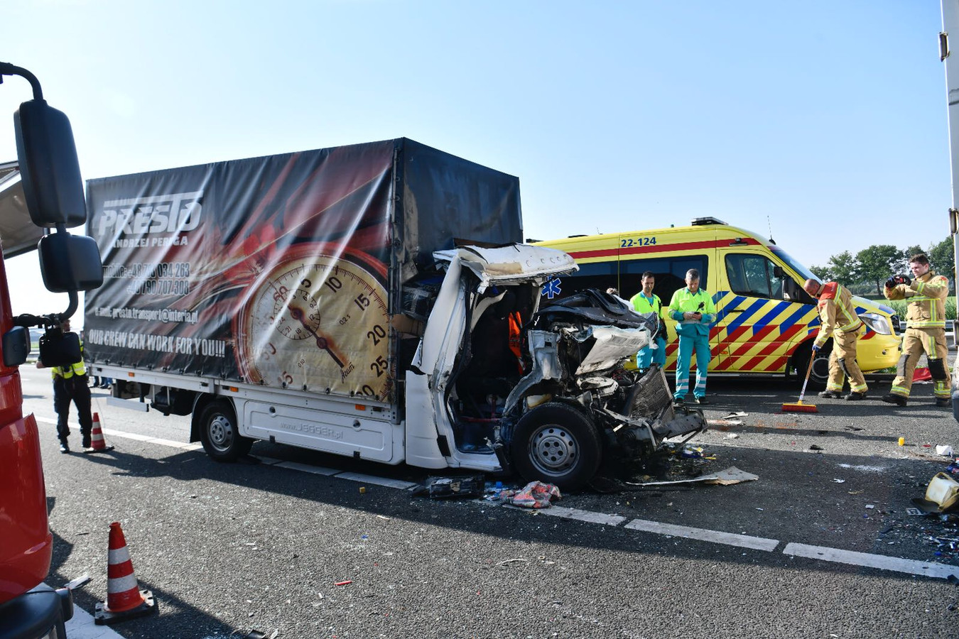 Man Uit Venlo Verliest Leven Bij Ernstig Ongeluk Op A67, Grashoek Man Uit Venlo Verliest Leven Bij Ernstig Ongeluk Op A67, Grashoek