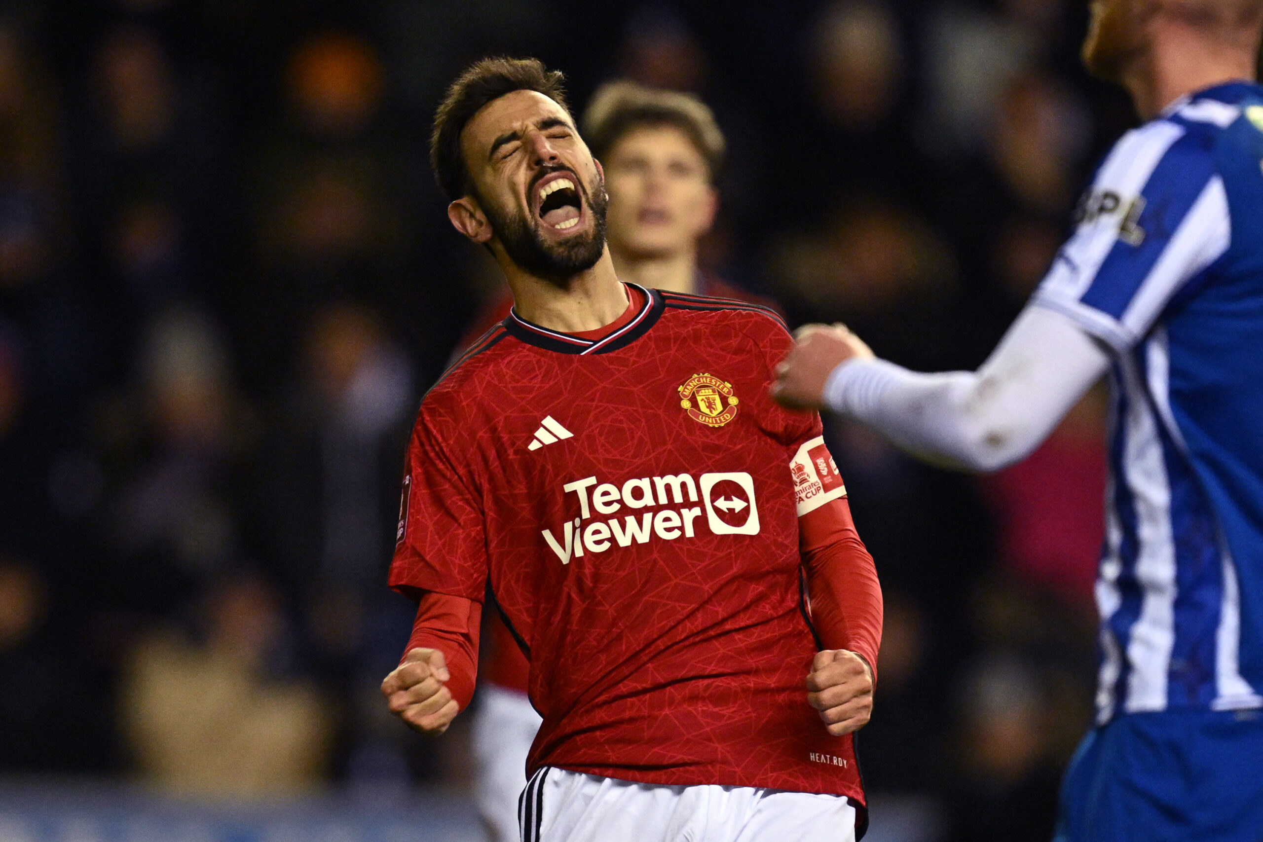 Manchester United's Bruno Fernandes: Al Hilal Interest Intensifies Manchester United's Bruno Fernandes: Al Hilal Interest Intensifies