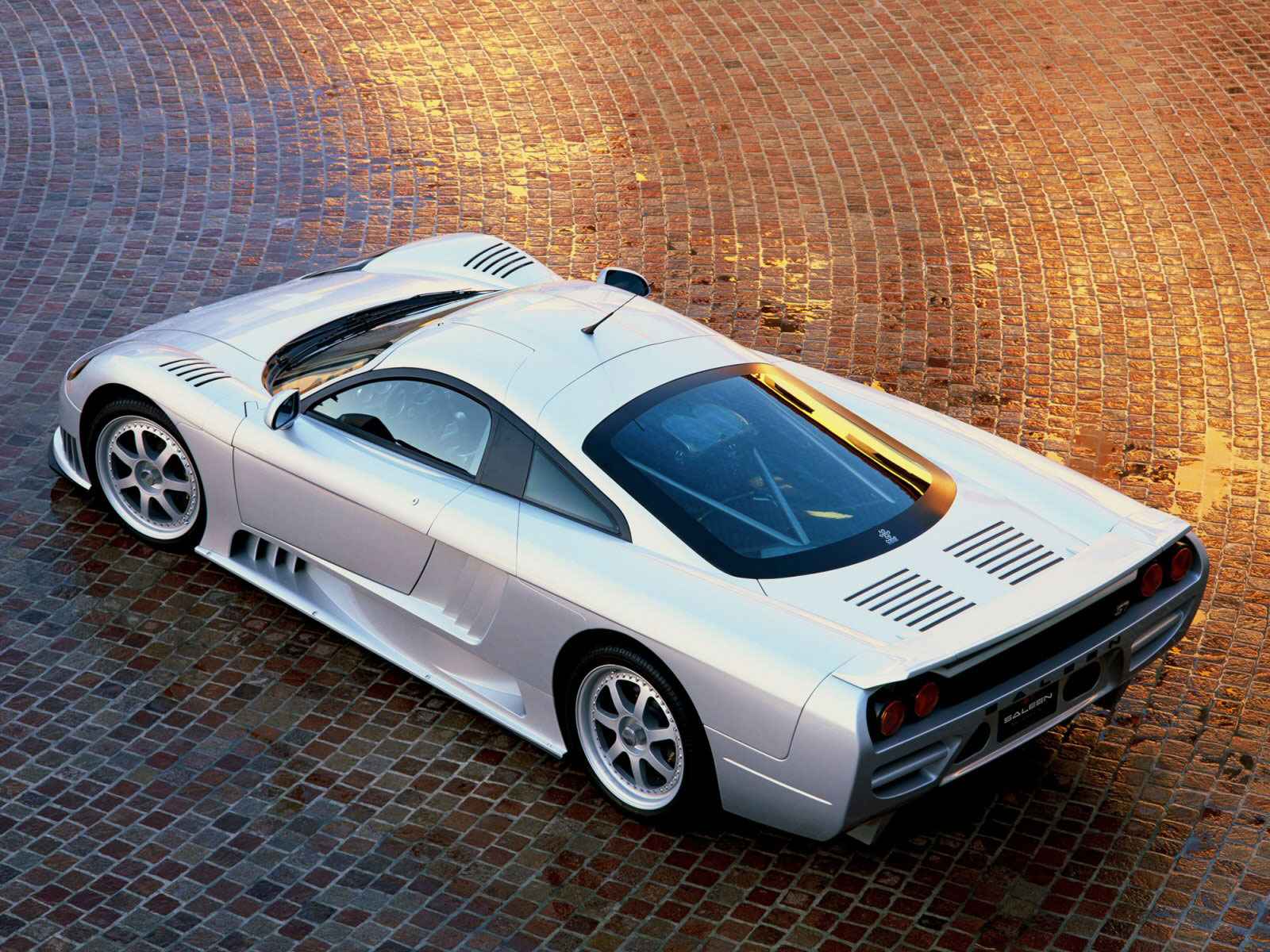 McLaren's F1 Performance: Setting The Pace McLaren's F1 Performance: Setting The Pace