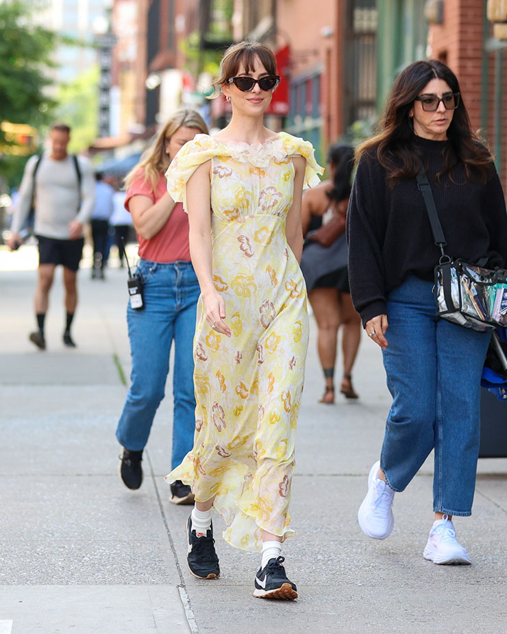 Melanie Griffith And Dakota Johnson At Melanie Griffith And Dakota Johnson At