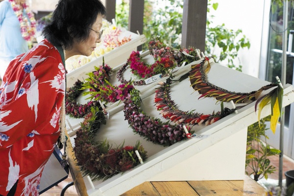 Memorial Day Lei-Making Contest Showcases Young Hawaiian Artists Memorial Day Lei-Making Contest Showcases Young Hawaiian Artists