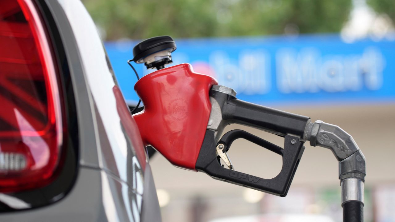 Memorial Day Travel: Gas Prices At Their Lowest Memorial Day Travel: Gas Prices At Their Lowest
