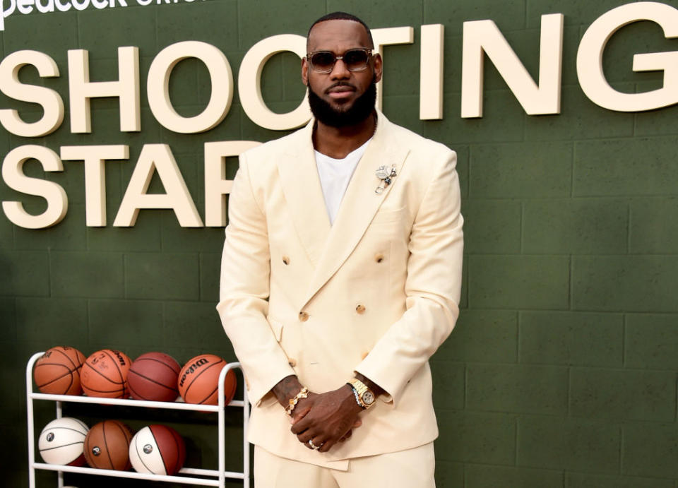 Met Gala 2025: LeBron James Out As Honorary Chair Because Of Knee Injury Met Gala 2025: LeBron James Out As Honorary Chair Because Of Knee Injury
