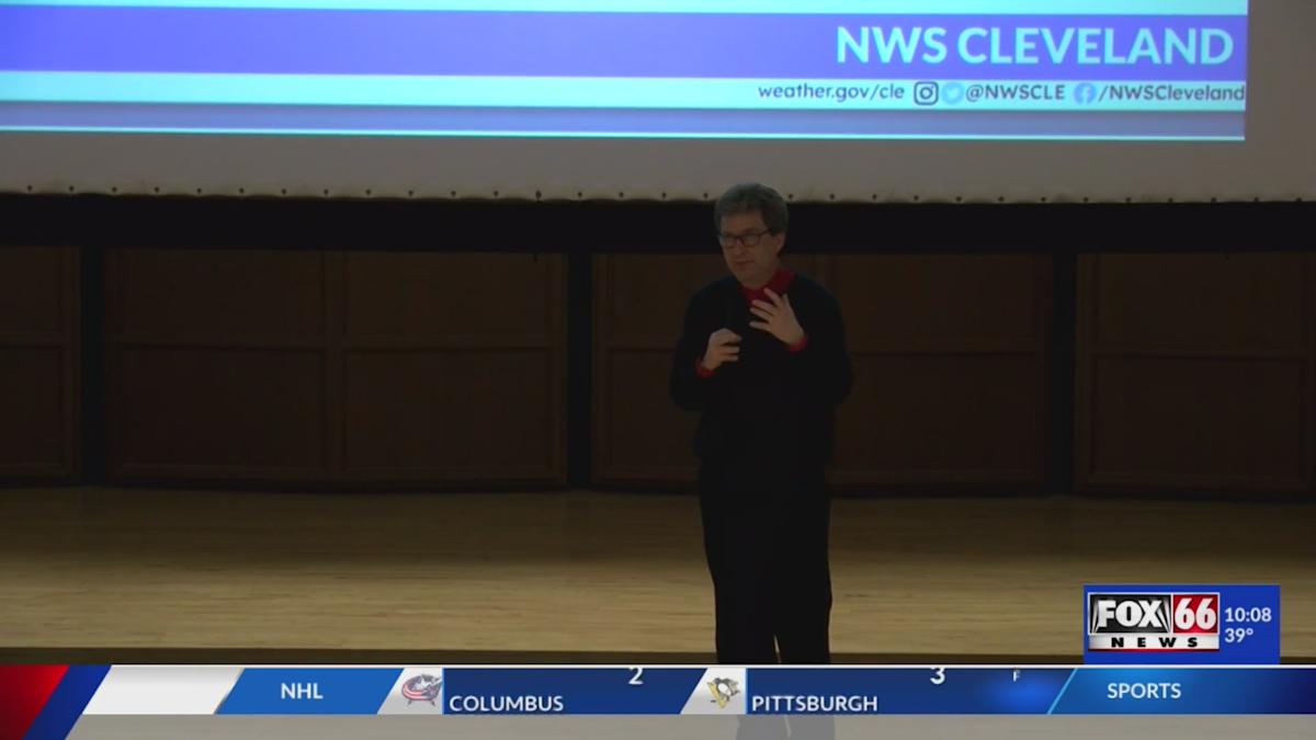 Meteorologist Tom Atkins' Spring SKYWARN Class: Dates & Registration Meteorologist Tom Atkins' Spring SKYWARN Class: Dates & Registration
