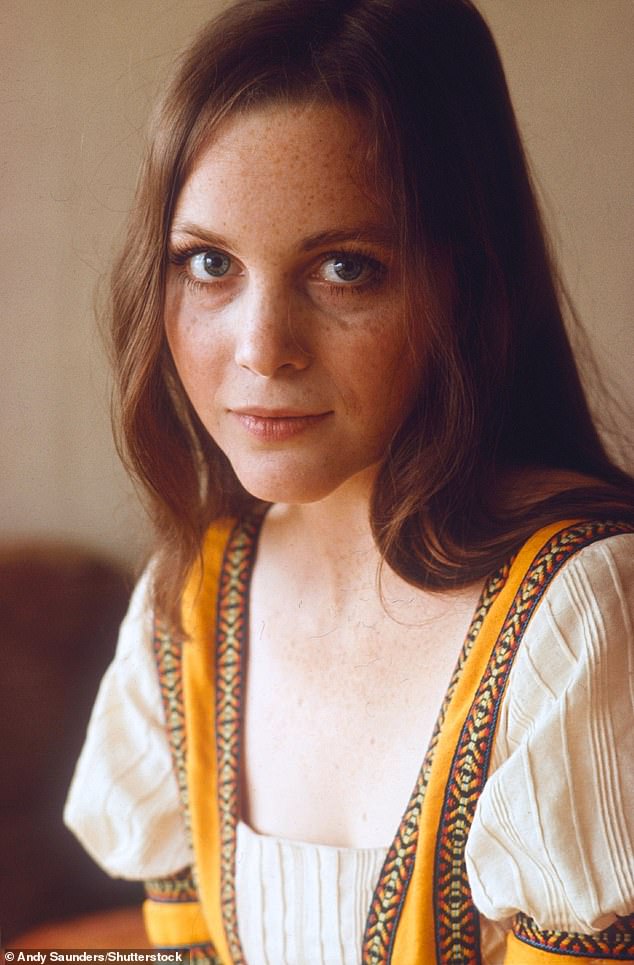 Mia Farrow On Trump's Address: A 3-4 Month Deadline For American Democracy? Mia Farrow On Trump's Address: A 3-4 Month Deadline For American Democracy?