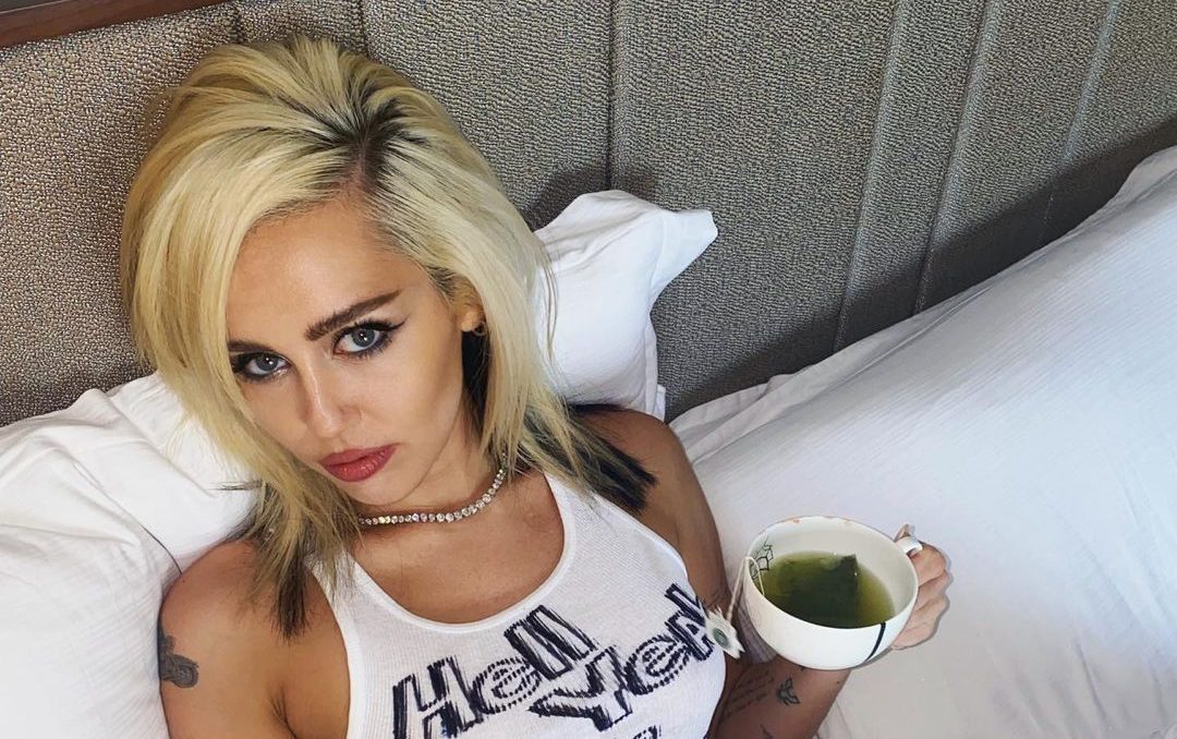 Miley Cyrus' Nieuwe Single: Eerste Sneak Peek Van Haar Nieuwe Album Miley Cyrus' Nieuwe Single: Eerste Sneak Peek Van Haar Nieuwe Album