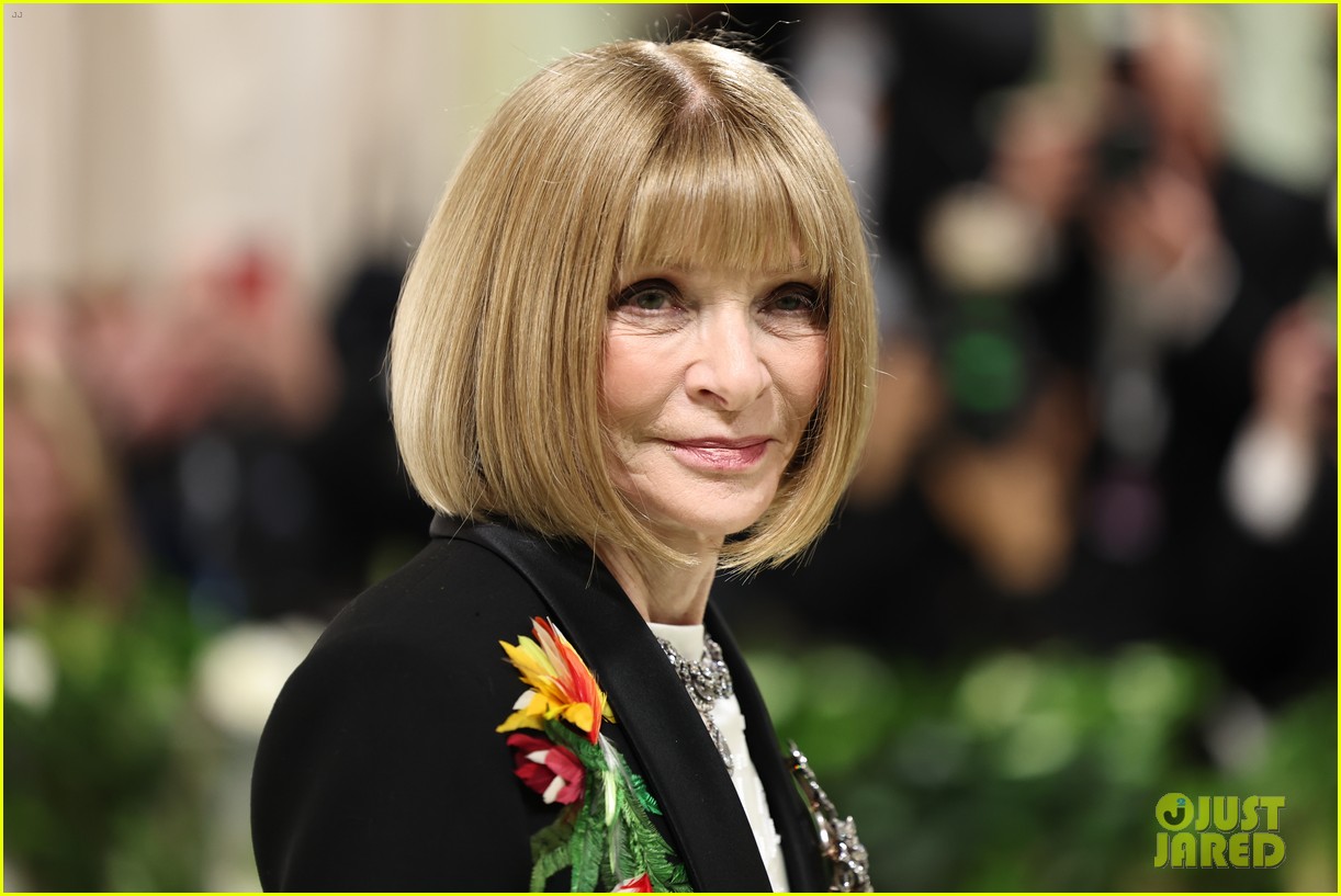 Naomi Campbell's Potential Met Gala Absence: Details Of The Anna Wintour Conflict Naomi Campbell's Potential Met Gala Absence: Details Of The Anna Wintour Conflict