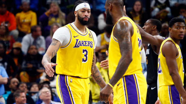 NBA Playoffs: Magic Johnson Forecasts Knicks-Pistons Series Outcome NBA Playoffs: Magic Johnson Forecasts Knicks-Pistons Series Outcome