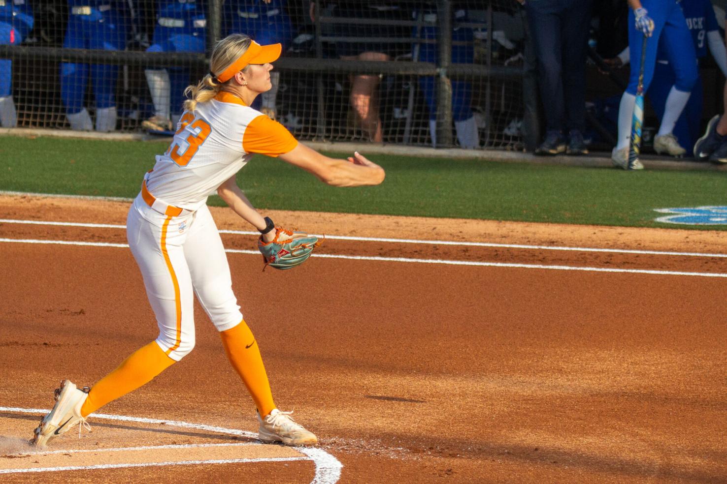 NCAA Softball: Karlyn Pickens Throws 78.2 Mph Fastball, Making History NCAA Softball: Karlyn Pickens Throws 78.2 Mph Fastball, Making History