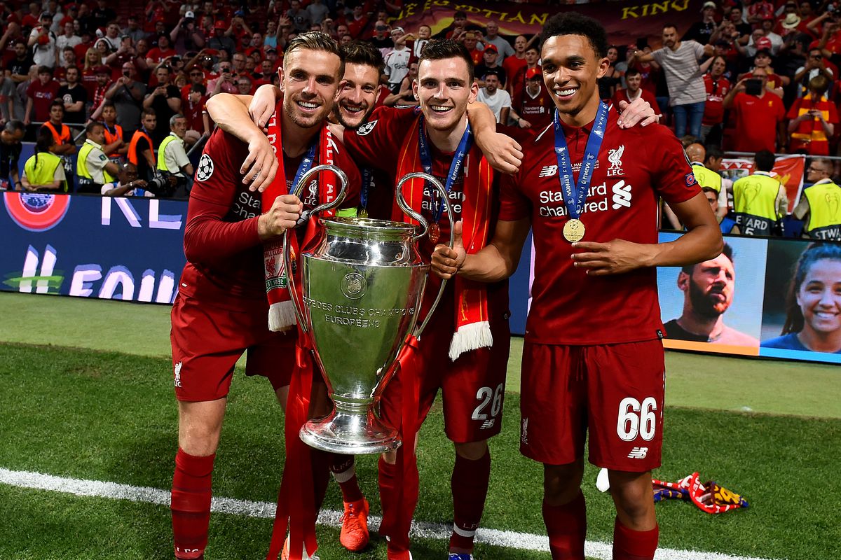 Nederlandse Fans Reizen Massaal Naar Liverpool Voor Potentiële Titel Nederlandse Fans Reizen Massaal Naar Liverpool Voor Potentiële Titel