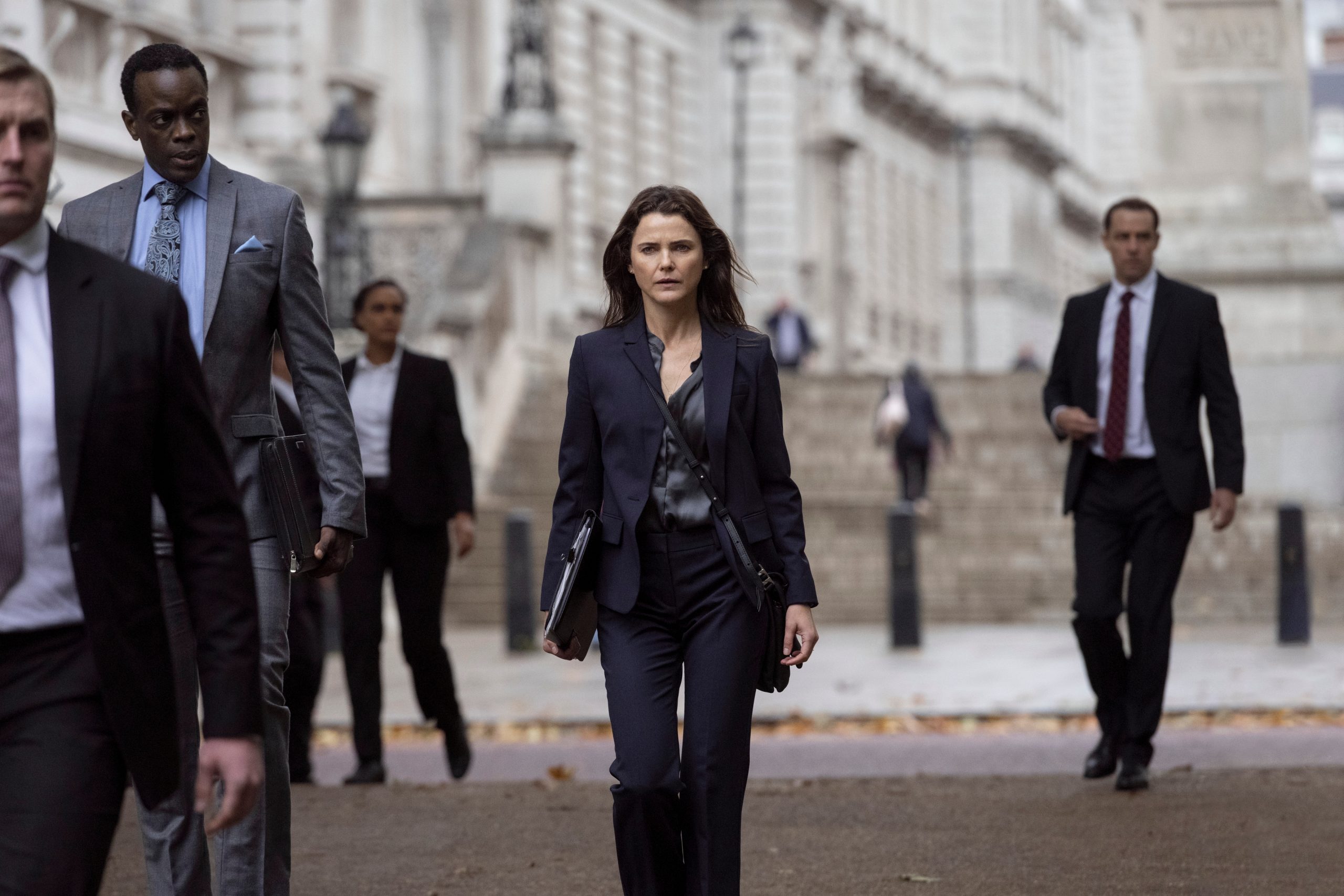 Netflix Ridică Ștacheta: Noul Serial Promite O Distribuție De Excepție Netflix Ridică Ștacheta: Noul Serial Promite O Distribuție De Excepție