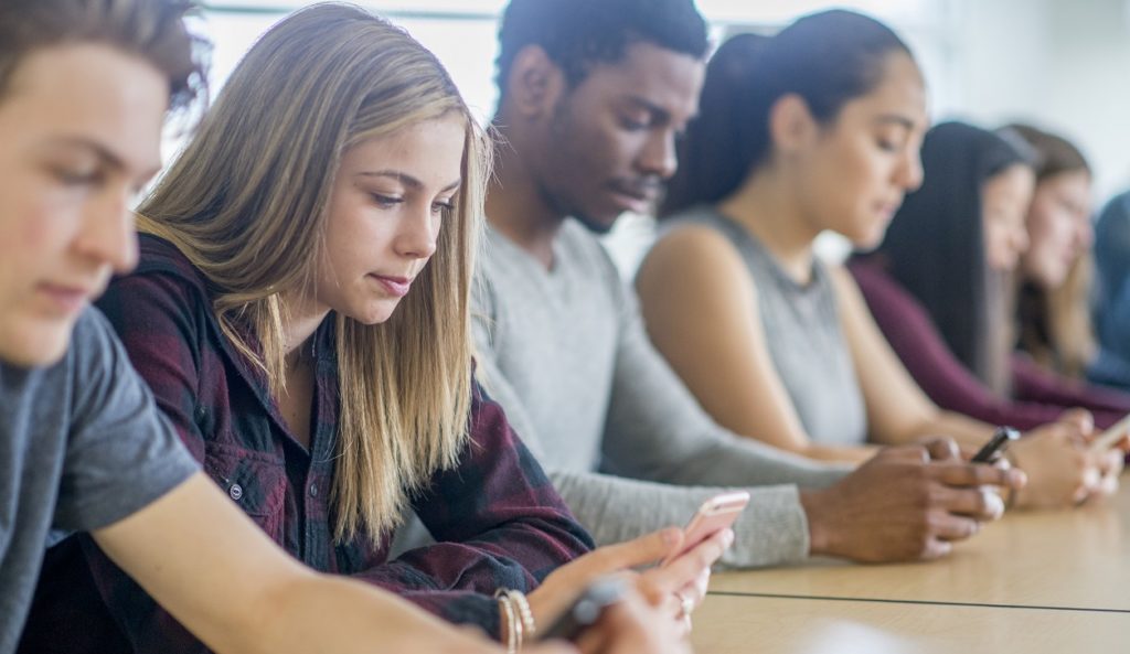 New Iowa Law Limits Cell Phones In Schools: Impact On Students And Education New Iowa Law Limits Cell Phones In Schools: Impact On Students And Education