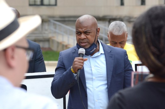 Newark Mayor Ras Baraka Arrested: Details From ICE Detention Center Protest Newark Mayor Ras Baraka Arrested: Details From ICE Detention Center Protest