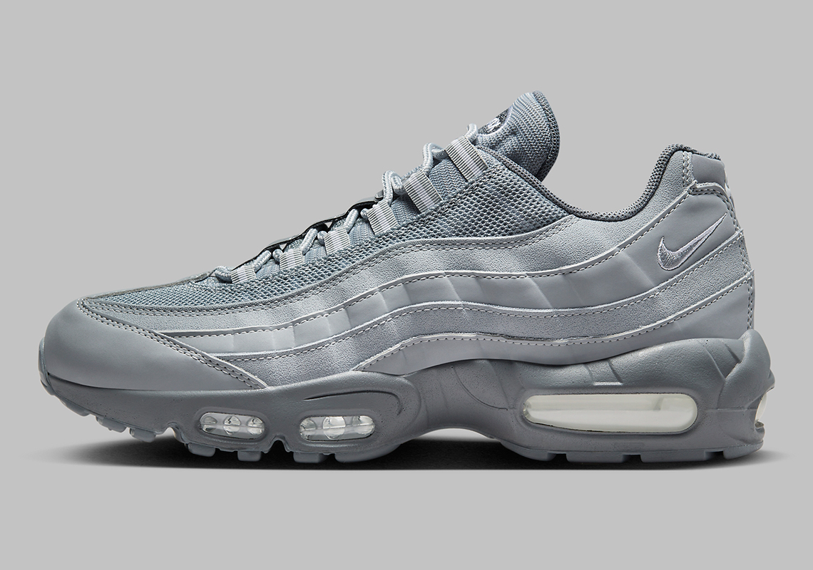 Nike Air Max 95 OG Big Bubble Triple Black & Wolf Grey HM8755-001: History And Design Analysis Nike Air Max 95 OG Big Bubble Triple Black & Wolf Grey HM8755-001: History And Design Analysis