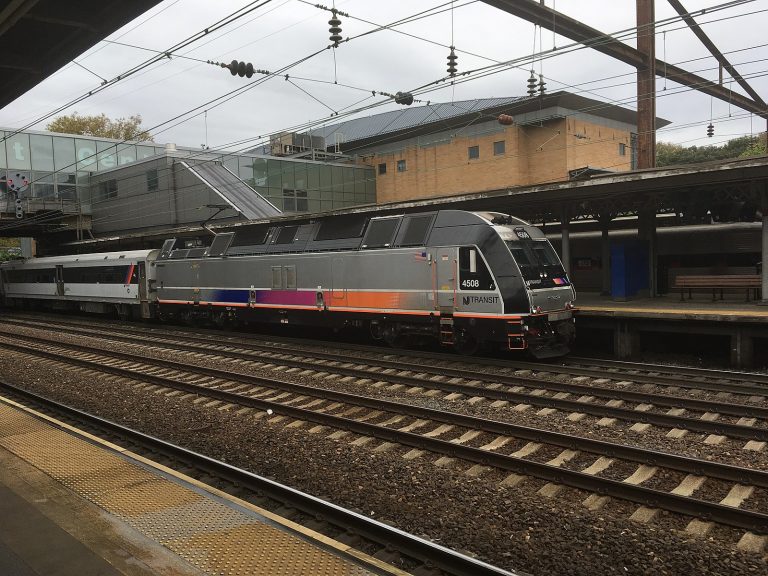 NJ Transit And Engineers Union Reach Tentative Agreement NJ Transit And Engineers Union Reach Tentative Agreement